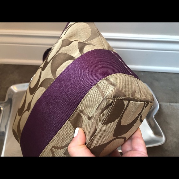 Coach Purse - Picture 6 of 13